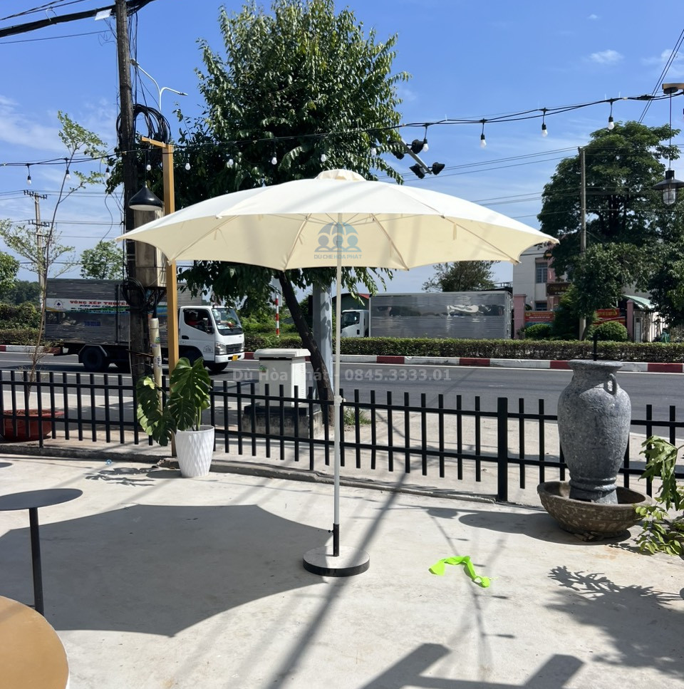 D&ugrave; đứng t&acirc;m tr&ograve;n 2m7 m&agrave;u trắng kem